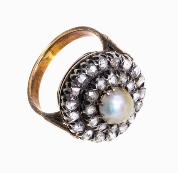 ANELO CON PERLA E DIAMANTI