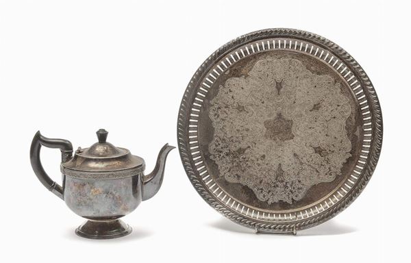TEIERA E VASSOIO IN SILVERPLATED, REGNO UNITO