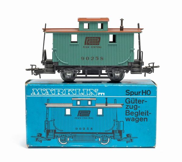 CARRO SCORTA M&#196;RKLIN