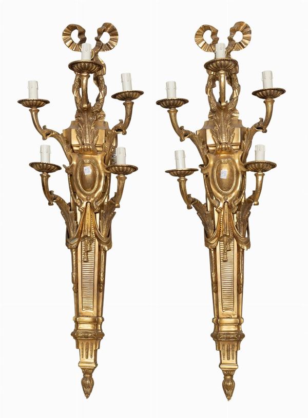 COPPIA DI GRANDI APPLIQUES IN BRONZO DORATO