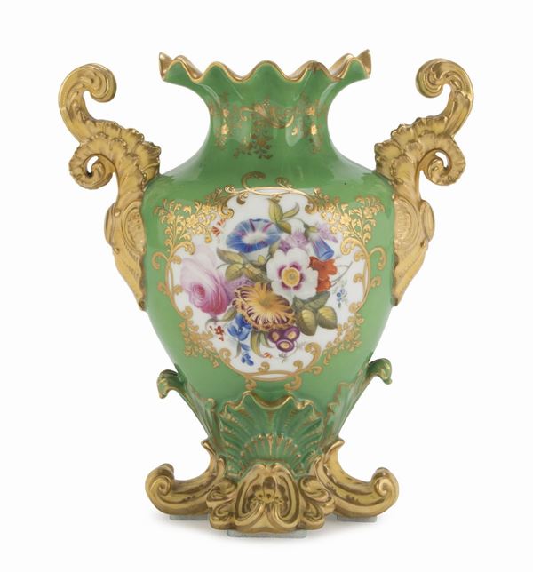 PICCOLO VASO IN PORCELLANA, FRANCIA