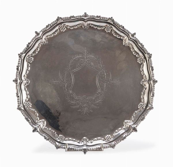 SALVER IN SILVERPLATED, REGNO UNITO