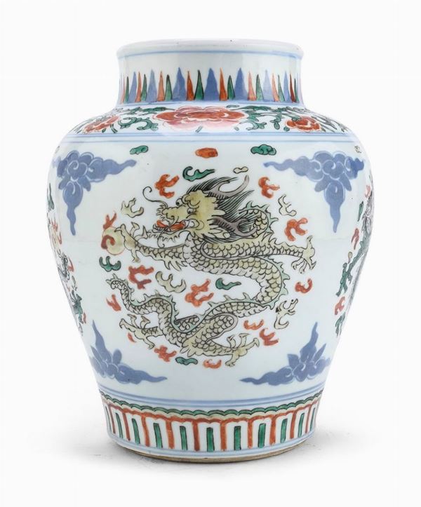 VASO IN PORCELLANA, CINA XIX SECOLO