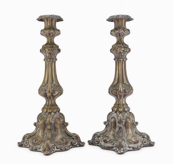 COPPIA DI CANDELIERI IN OTTONE