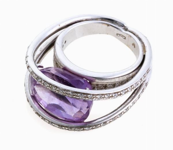 ANELLO CON AMETISTA E BRILLANTI