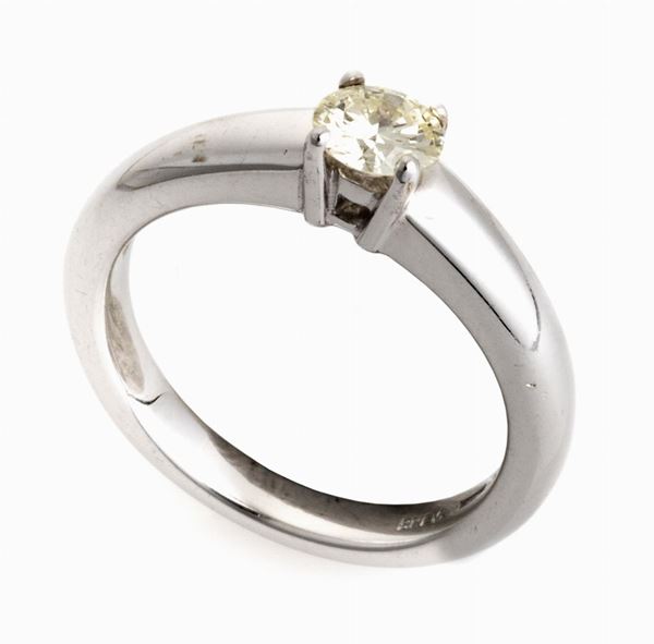 ANELLO SOLITAIRE CON BRILLANTE