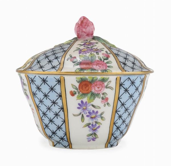 COFANETTO IN PORCELLANA, SEVRES