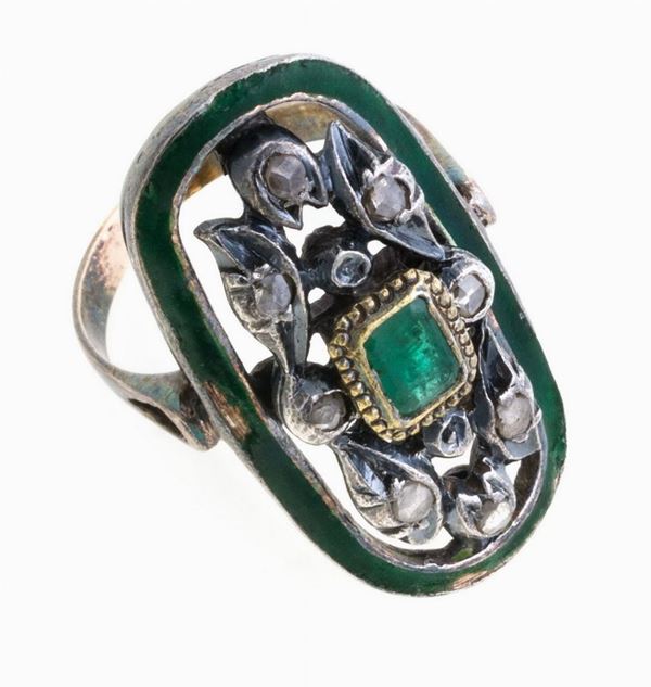 ANELLO CON SMERALDO E BRILLANTI