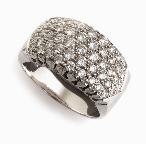 ANELLO A FASCIA CON BRILLANTI