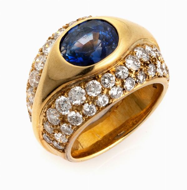 ANELLO CON BRILLANTI E ZAFFIRO