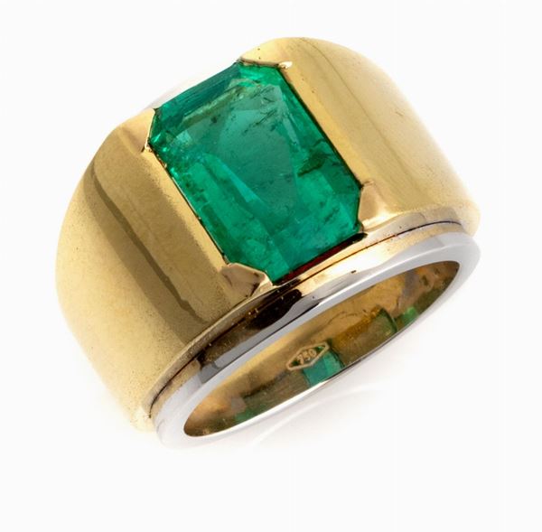 ANELLO CON SMERALDO