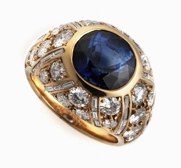 ANELLO CON BRILLANTI E ZAFFIRO
