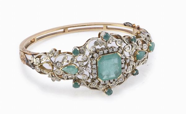 BRACCIALE RIGIDO CON DIAMANTI E SMERALDI
