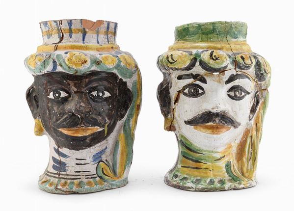 RESTI DI COPPIA DI VASI IN MAIOLICA, CALTAGIRONE
