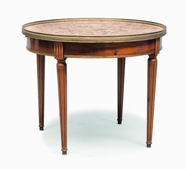 TAVOLO CIRCOLARE A TABOURET, FRANCIA