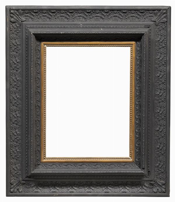 CORNICE LACCATA