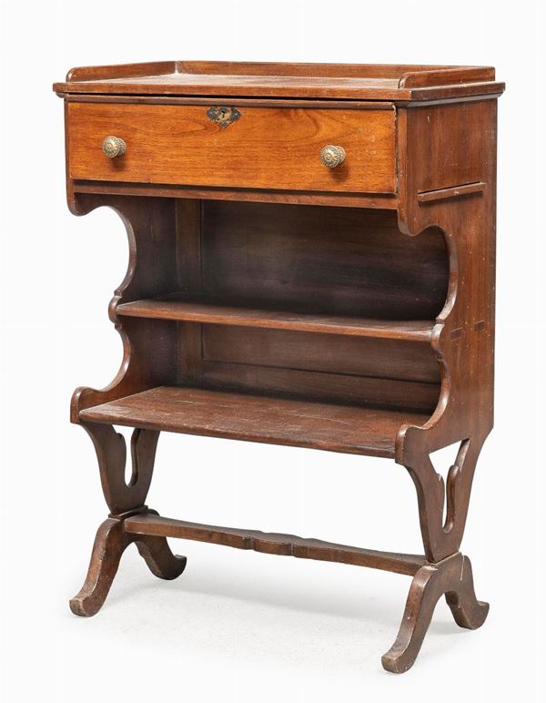 ETAGERE IN LEGNO TINTO A NOCE