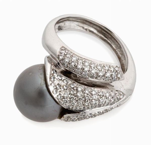 ANELLO CON PERLA E BRILLANTI