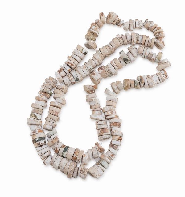 COLLANA A VAGHI DI CONCHIGLIA, EQUADOR