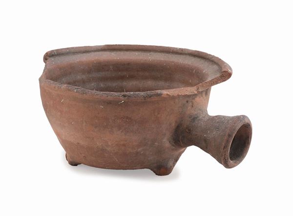 VASCA IN TERRACOTTA, STILE ETRUSCO