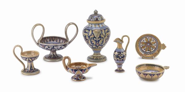 SETTE OGGETTI IN CERAMICA, RUBBOLI GUALDO TADINO