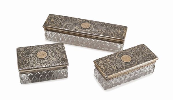 SET DA TOLETTA, PUNZONE LONDRA 1843
