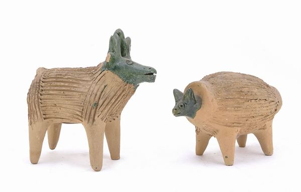DUE BOTTICELLE IN TERRACOTTA, ASIA CONTINENTALE