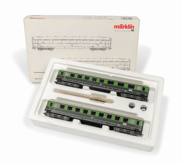 SET CARROZZE PASSEGGERI M&#196;RKLIN
