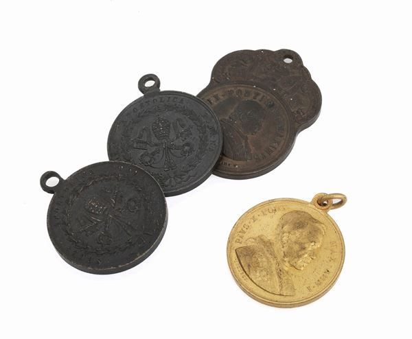 LOTTO DI QUATTRO MEDAGLIE