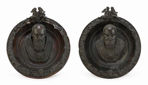 COPPIA DI ALTORILIEVI DI SCULTORE ROMANO DEL SEICENTO
