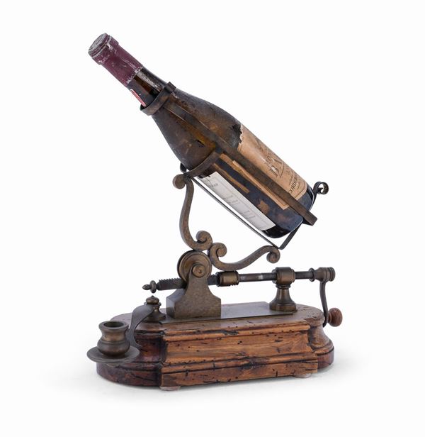 BOTTIGLIA CON SUPPORTO, BAROLO CORDERO DI MONTEZEMOLO 1984
