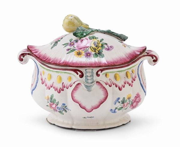 ZUPPIERA IN CERAMICA, VEDOVA PERRIN MARSIGLIA