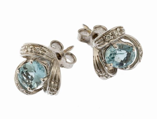 COPPIA ORECCHINI CON ACQUAMARINE E BRILLANTI