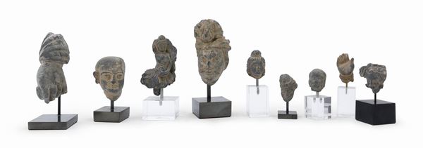 NOVE FRAMMENTI DI SCULTURE IN SCISTO, ARTE DEL GANDHARA III-IV SECOLO D.C.