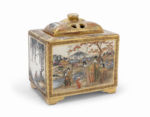 INCENSIERE IN CERAMICA, GIAPPONE FINE XIX, INIZIO XX SECOLO