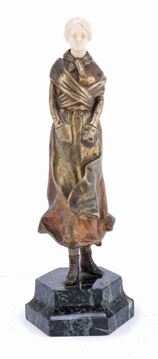 PICCOLA SCULTURA CRISOELEFANTINA