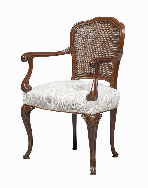 POLTRONCINA IN MOGANO