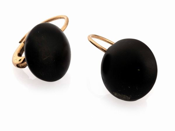 COPPIA DI ORECCHINI CON PIETRA NERA VULCANICA