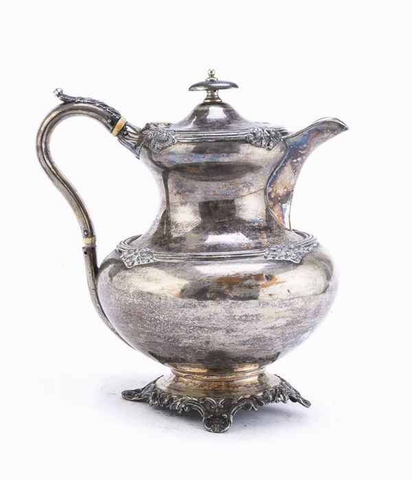 TEA KETTLE IN SHEFFIELD, INGHILTERRA