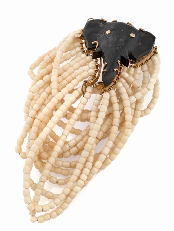 BRACCIALE DI CORALLO ROSA