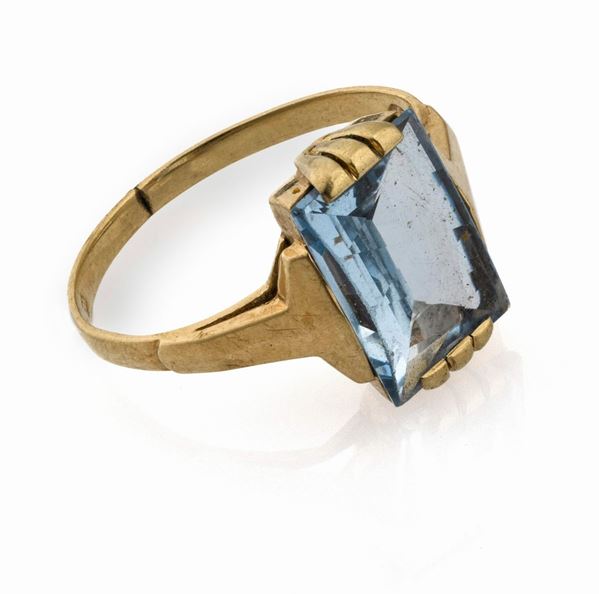 ANELLO CON ACQUAMARINA