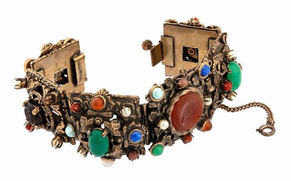 BRACCIALE CON PIETRE DURE