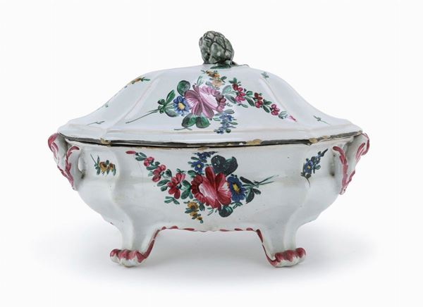 ZUPPIERA IN MAIOLICA, PROBABILMENTE EMILIA