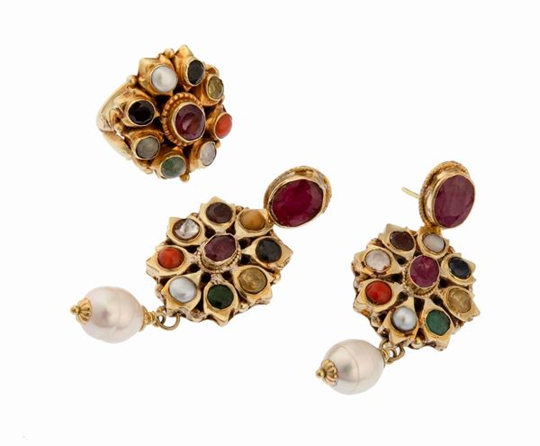 PARURE CON PIETRE SEMIPREZIOSE  E PERLE