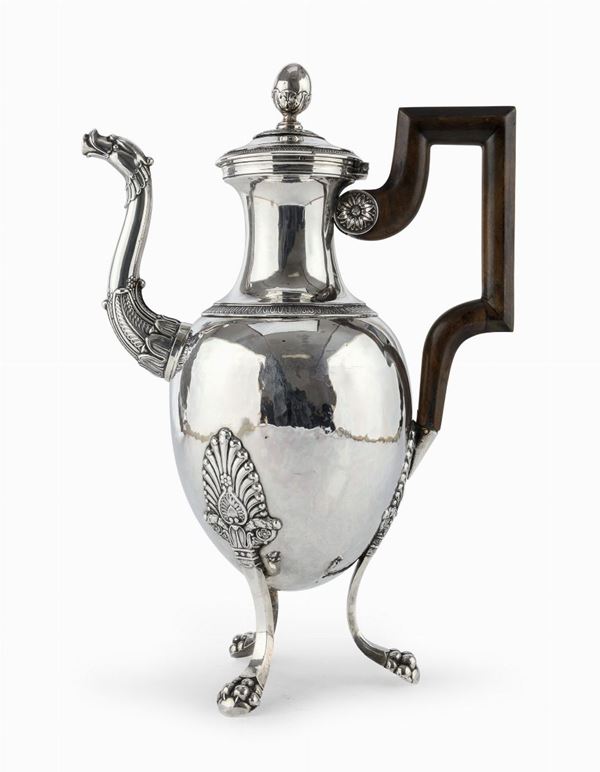 CAFFETTIERA IN ARGENTO, FRANCIA 1830 ca.
