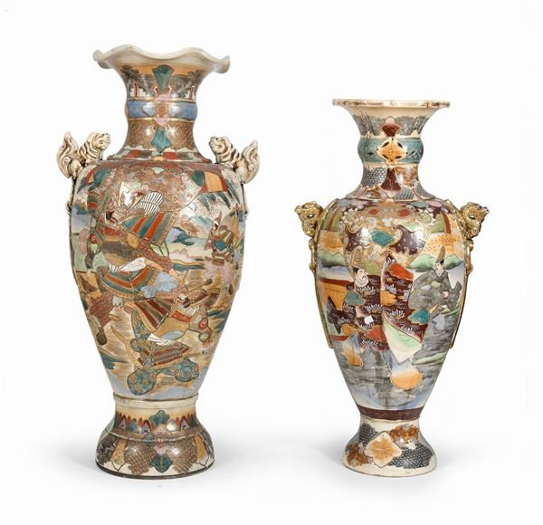 DUE GRANDI VASI IN CERAMICA, GIAPPONE