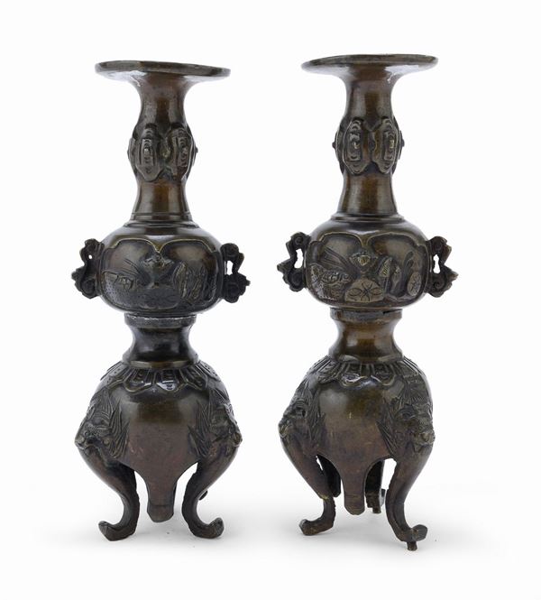 COPPIA DI VASI IN BRONZO, GIAPPONE FINE XIX SECOLO