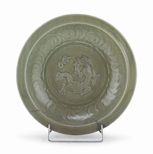 GRANDE PIATTO CELADON LONGQUAN, CINA XIV SECOLO