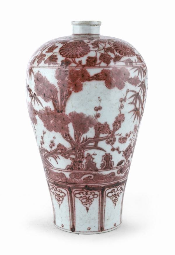 VASO IN PORCELLANA, CINA XIX SECOLO
