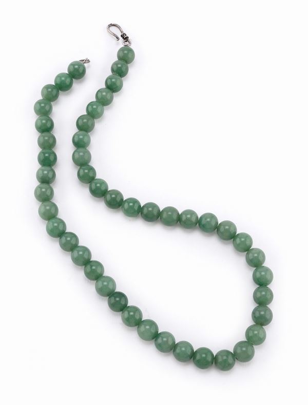 COLLANA IN GIADEITE, CINA